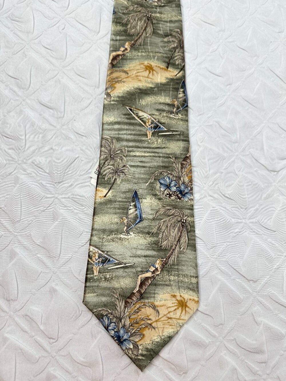 NWT Vintage Van Heusen 100% Silk Windsurfer Girl Tie Beach Ocean Made in USA